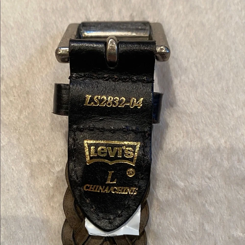 Levi’s men’s black braided leather silver buckle belt Sz L
